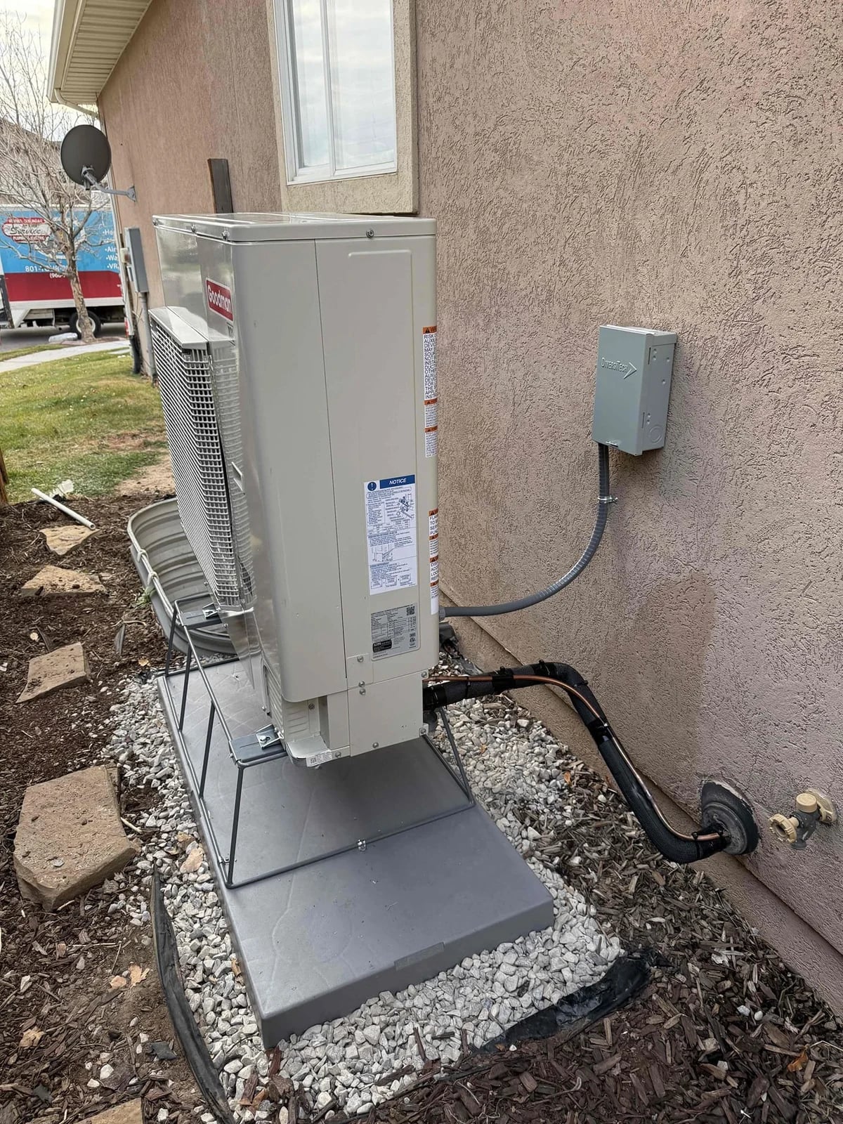 Outdoor heat pump install